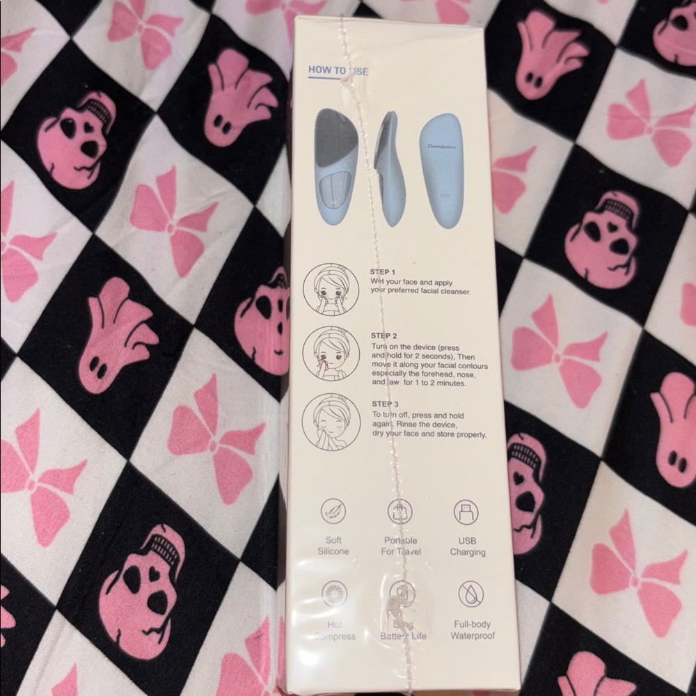 Dermalactives PureSkin + Cleansing Brush Blue Silicone with 5 Cleaning Modes - Picture 2 of 9